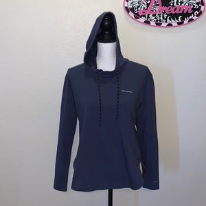 Columbia Omni Shade Navy blue hooded pullover long sleeve shirt